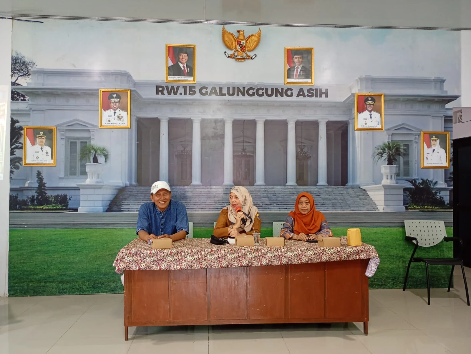 Sosialisasi Pembinaan Kampung Setara dari DP3APPKB di Bapermas RW.15 Galunggung Asih