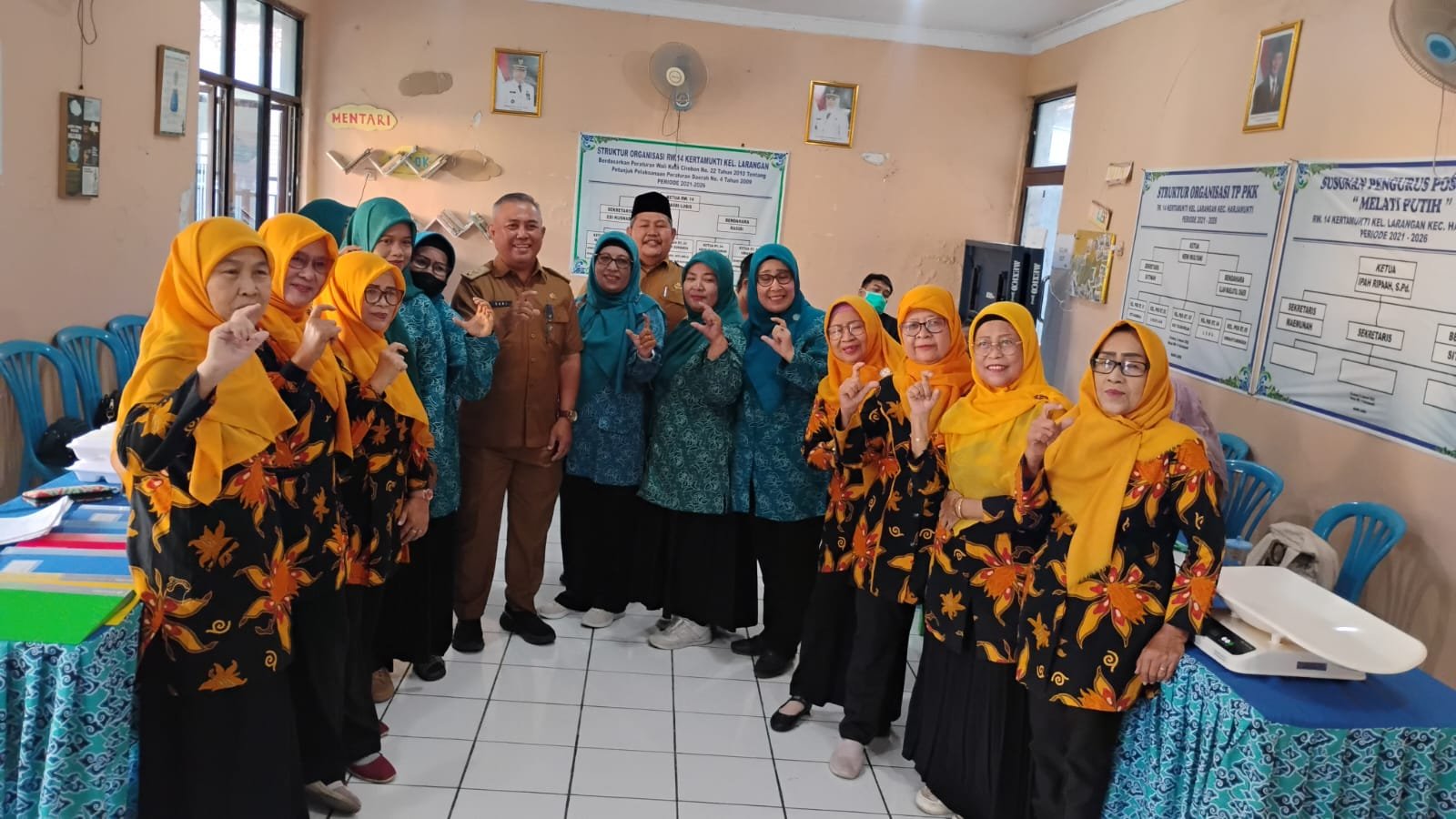 MONITORING POSYANDU RW 14 KERTA MUKTI KELURAHAN LARANGAN KONSISTEN KAWAL KESEHATAN BALITA