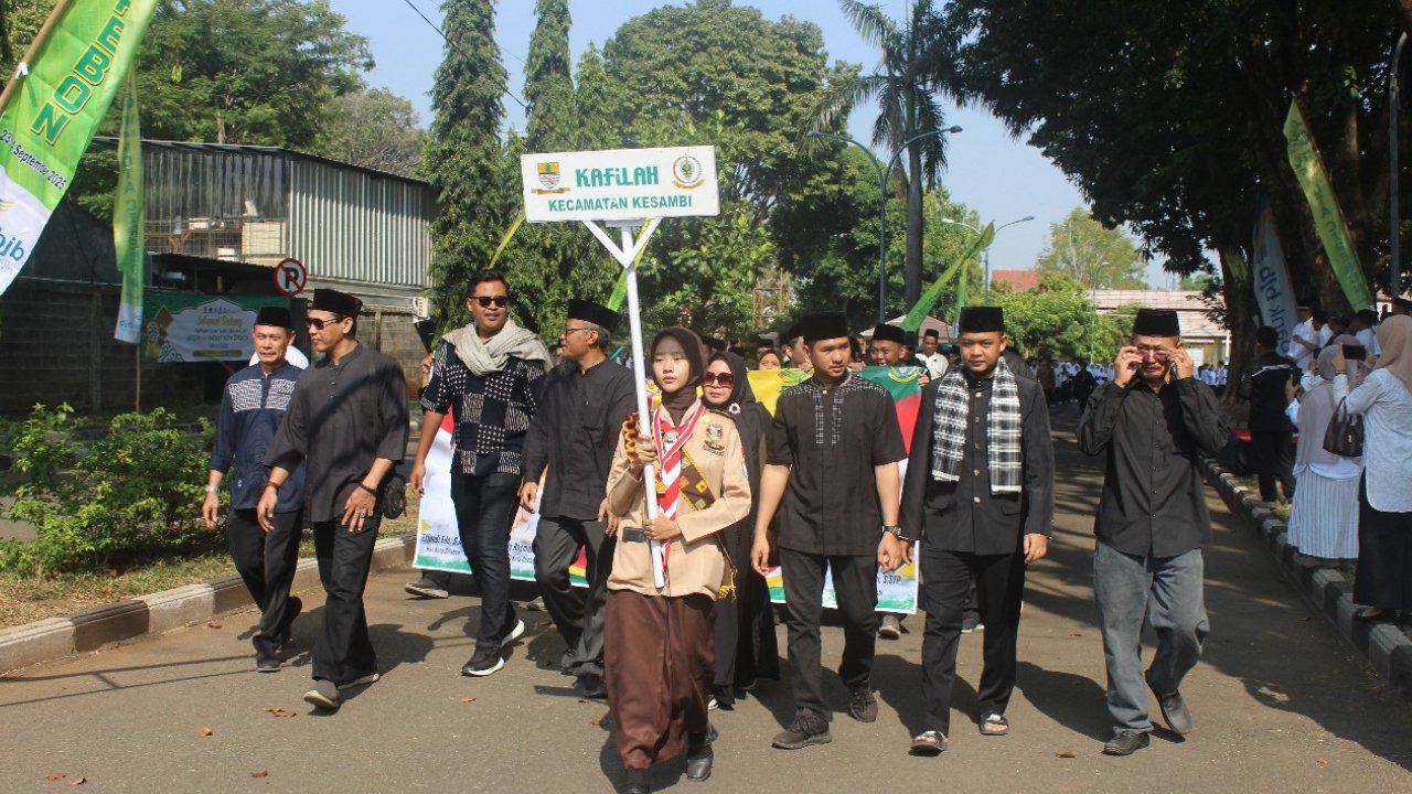 Kegiatan Pawai Ta'aruf MTQ ke-57 Tingkat Kota Cirebon