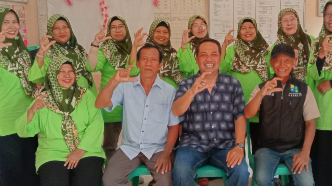Kunjungan Lurah Pekiringan ke Posyandu Bougenville 3 RW. 05 Sidamulya