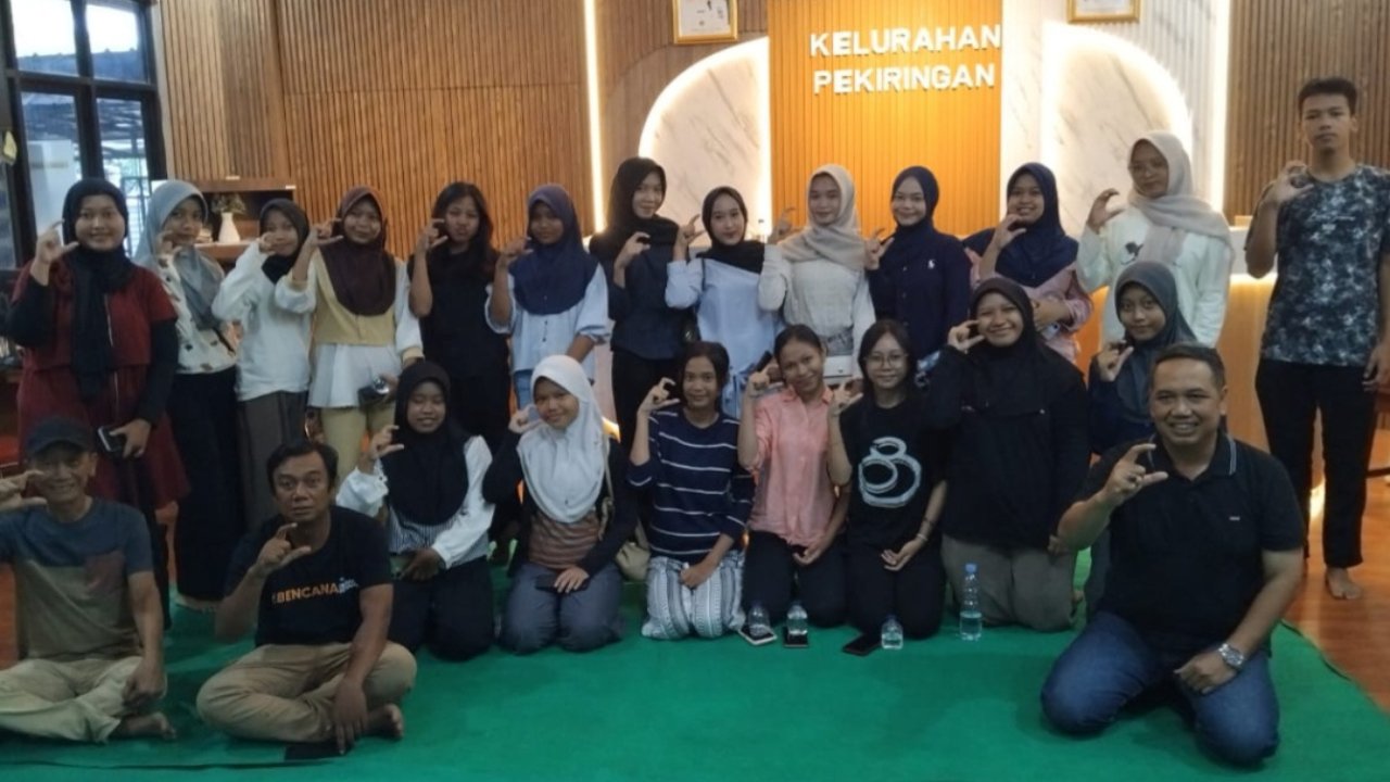 Kegiatan Ngobrol Bareng bersama para Kader Posyandu Remaja yang tergabung dalam Komando, Cermin I, Cermin II, Residu, Cerita, dan Rinmas.