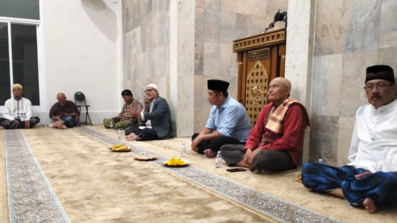 Seraséhan dan Tarawih Keliling RW 10 Sidamulya Utara Kelurahan Pekiringan