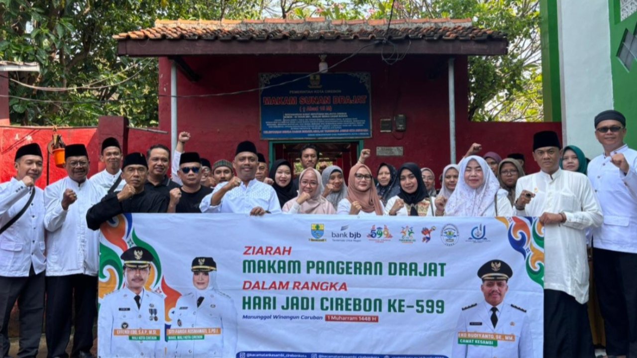 Ziarah Makam Pangeran Drajat dalam Rangkaian Hari Jadi Kota Cirebon ke-599