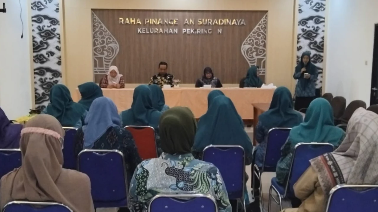 Pertemuan Rutin Tim Penggerak PKK Kelurahan Pekiringan