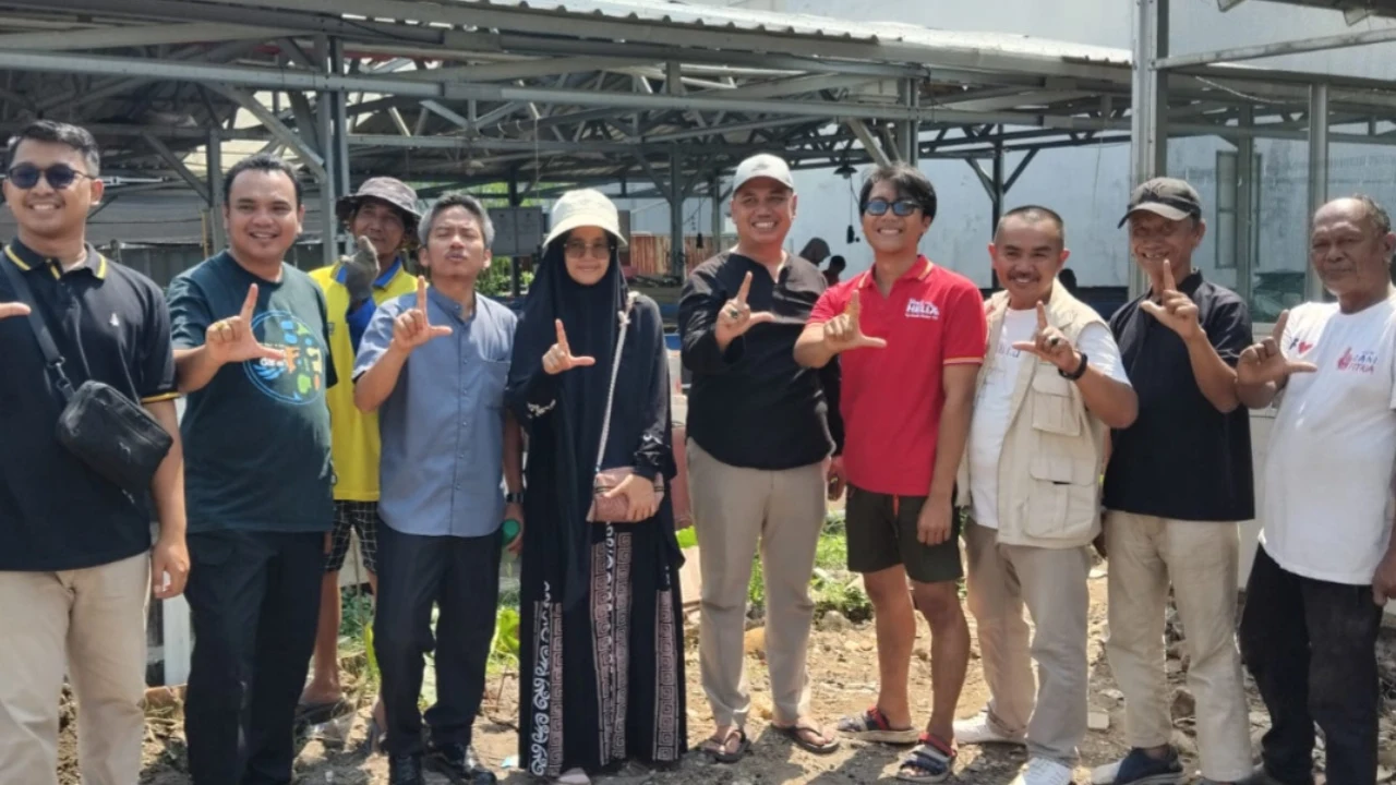 Kunjungan RT Mandiri ke Lokasi Pilot Project Pengelolaan Sampah dan Ternak Ayam Petelur RW. 04 Langensari Baru