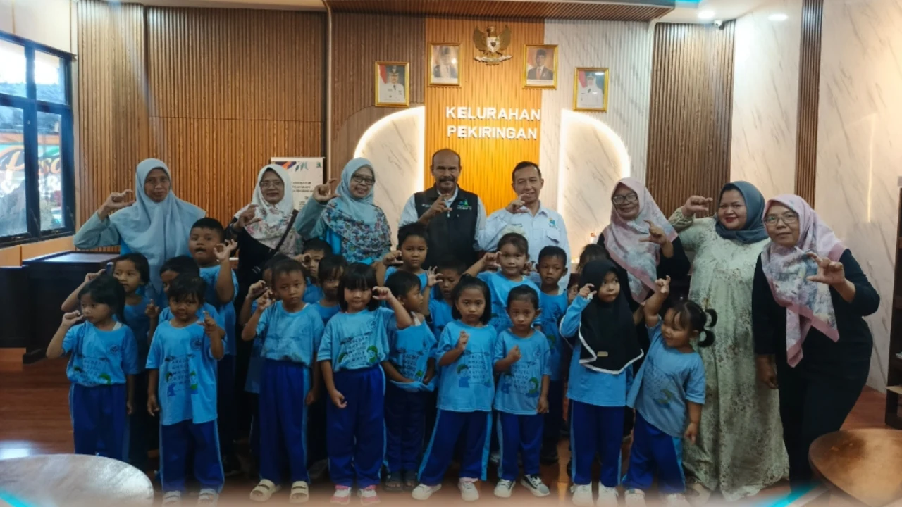 BELAJAR SERU DI KELURAHAN PEKIRINGAN
